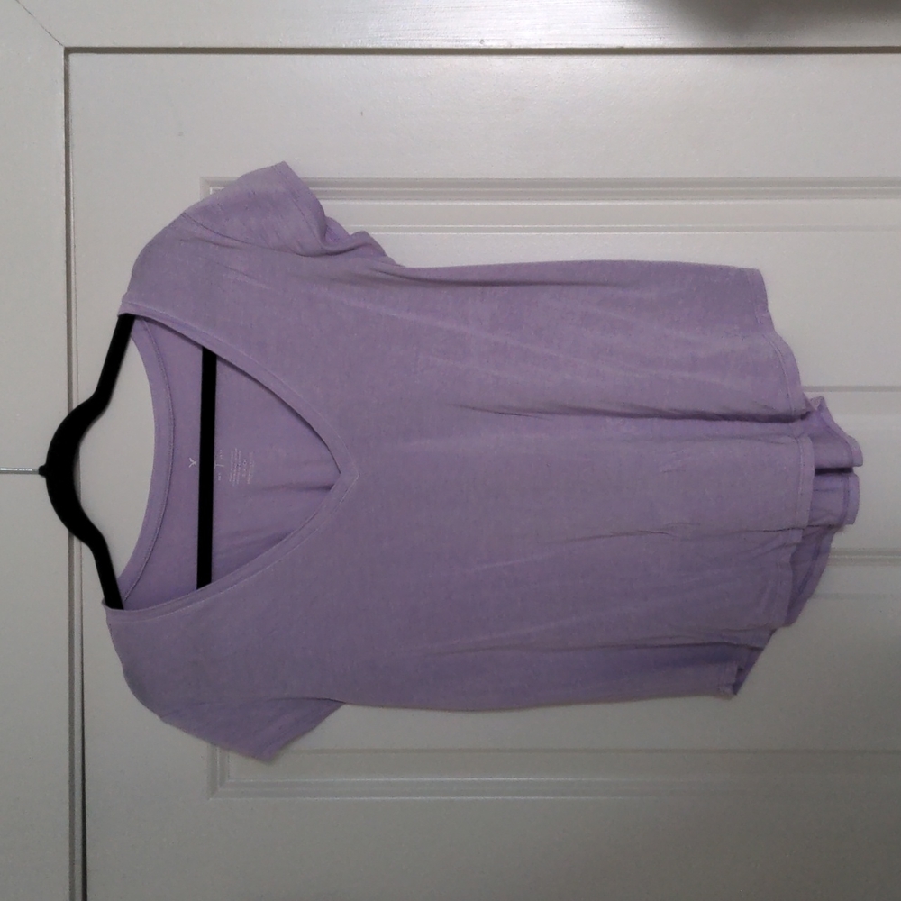 American Eagle favorite T